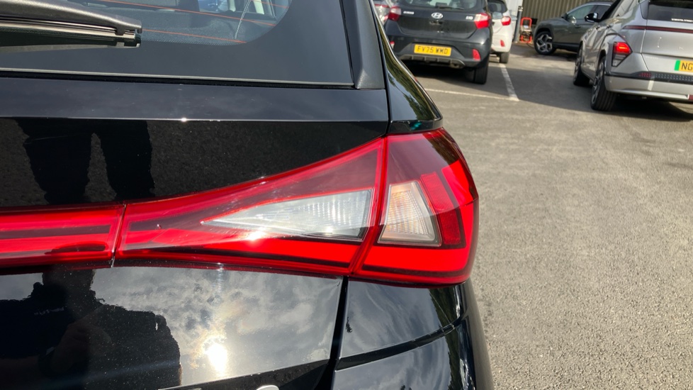 Hyundai i20 1.0T GDi Advance [Nav] 5dr Petrol Hatchback - Image 21