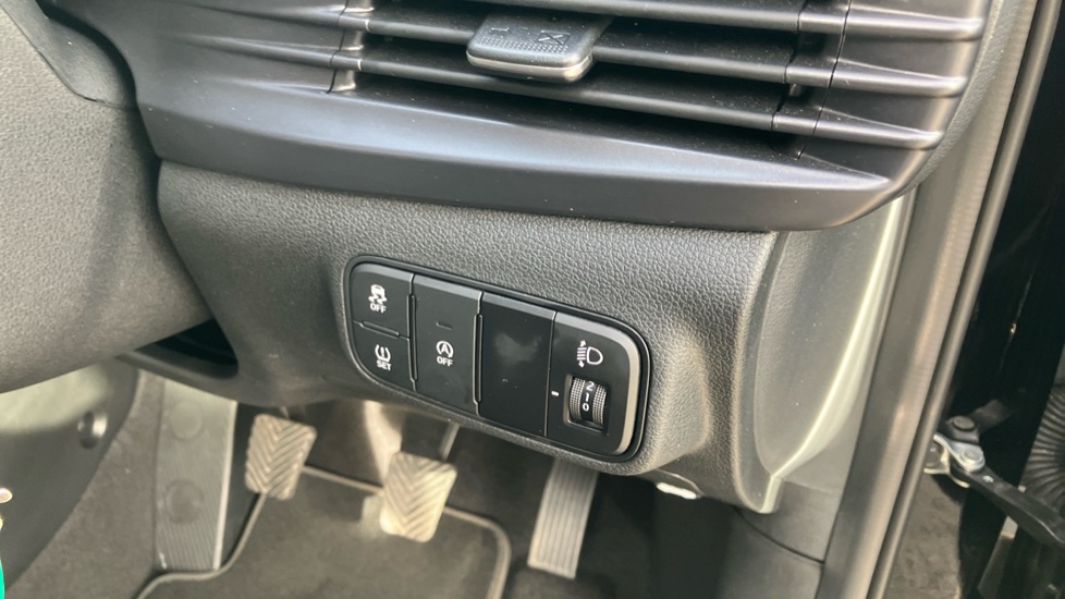 Hyundai i20 1.0T GDi Advance [Nav] 5dr Petrol Hatchback - Image 29