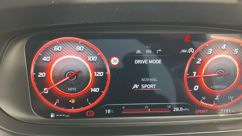 Hyundai i20 1.0T GDi Advance [Nav] 5dr Petrol Hatchback - Image 33