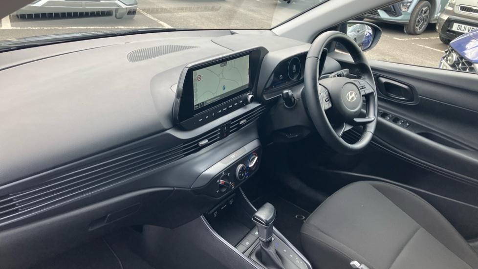 Hyundai i20 1.0T GDi Advance [Nav] 5dr DCT Petrol Hatchback - Image 9
