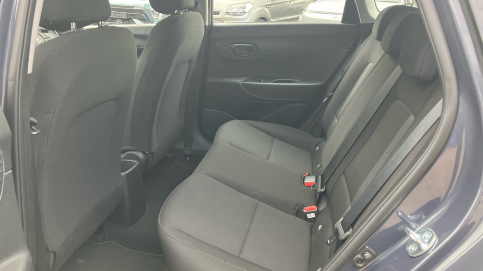 Hyundai i20 1.0T GDi Advance [Nav] 5dr DCT Petrol Hatchback - Image 16