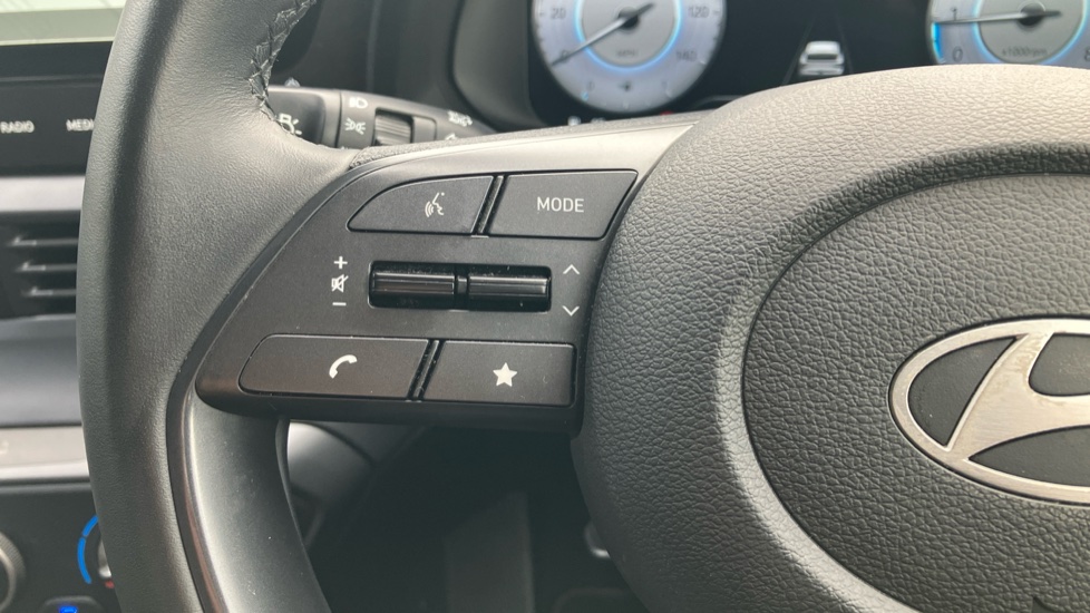 Hyundai i20 1.0T GDi Advance [Nav] 5dr DCT Petrol Hatchback - Image 33