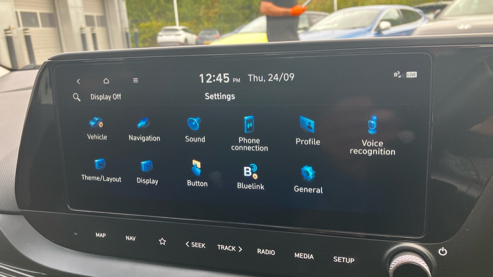 Hyundai i20 1.0T GDi Advance [Nav] 5dr DCT Petrol Hatchback - Image 40