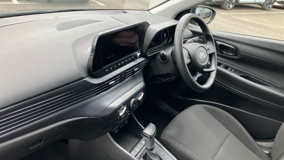 Hyundai i20 1.0T GDi Advance [Nav] 5dr DCT Petrol Hatchback - Image 9