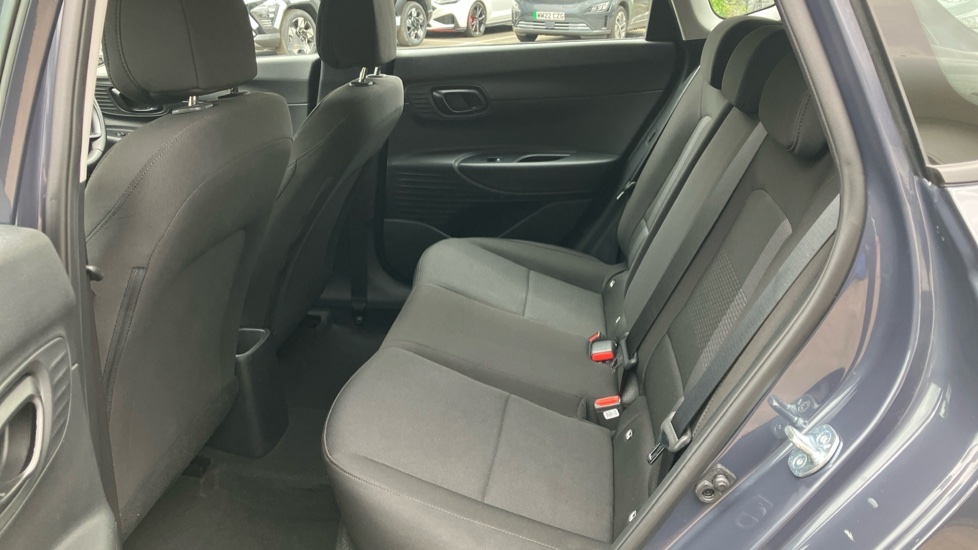Hyundai i20 1.0T GDi Advance [Nav] 5dr DCT Petrol Hatchback - Image 16