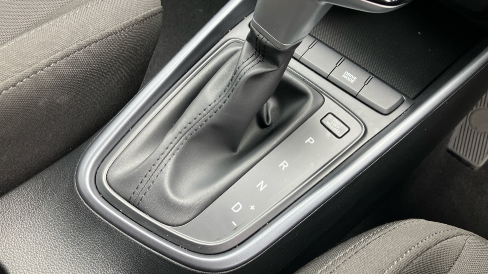 Hyundai i20 1.0T GDi Advance [Nav] 5dr DCT Petrol Hatchback - Image 33