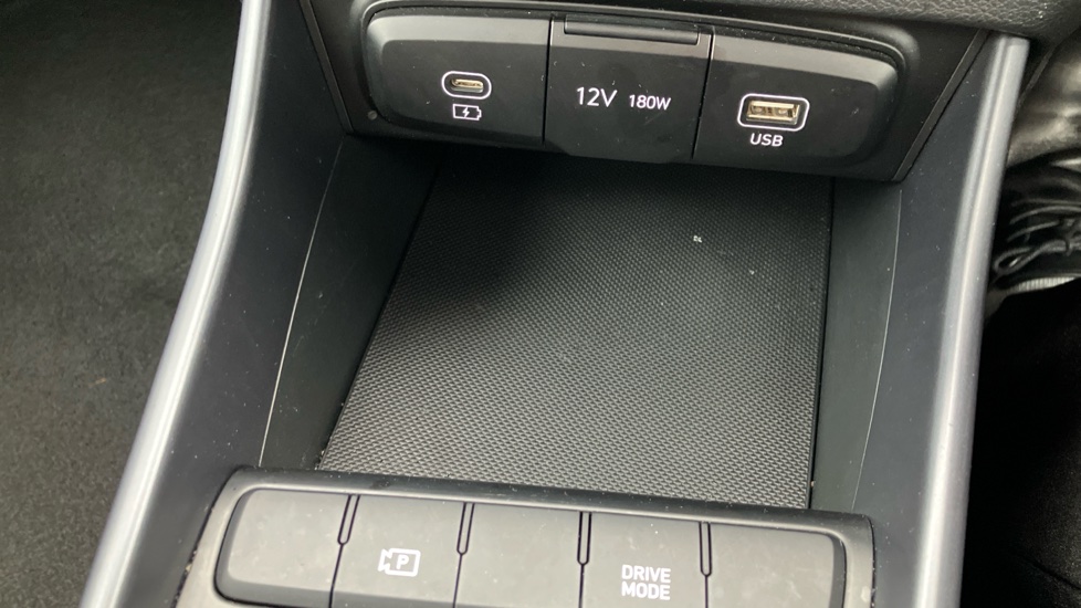 Hyundai i20 1.0T GDi Advance [Nav] 5dr DCT Petrol Hatchback - Image 37