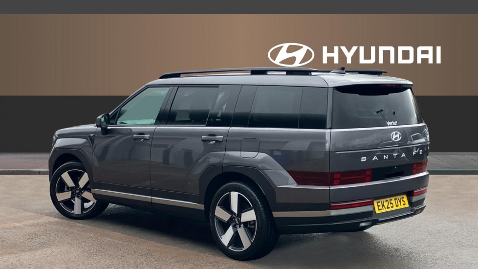Hyundai SANTA FE 1.6 TGDi Plug-in Hybrid Ultimate 5dr 4WD Auto Estate - Image 2