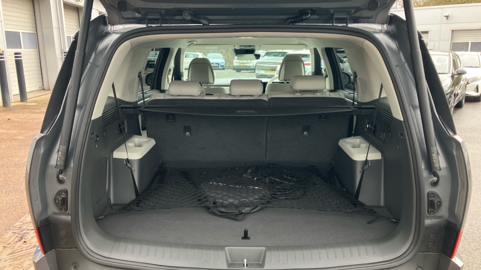 Hyundai SANTA FE 1.6 TGDi Plug-in Hybrid Ultimate 5dr 4WD Auto Estate - Image 4