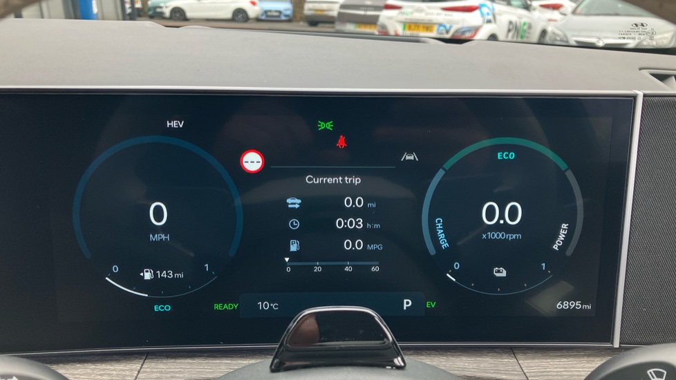 Hyundai SANTA FE 1.6 TGDi Plug-in Hybrid Ultimate 5dr 4WD Auto Estate - Image 18