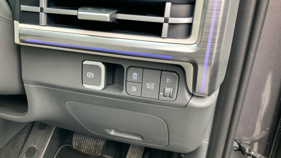 Hyundai SANTA FE 1.6 TGDi Plug-in Hybrid Ultimate 5dr 4WD Auto Estate - Image 38