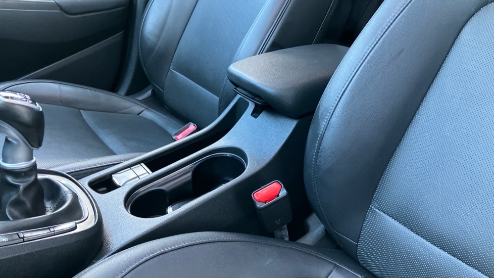 Hyundai KONA 1.0 TGDi 48V MHEV Ultimate 5dr Petrol Hatchback - Image 25