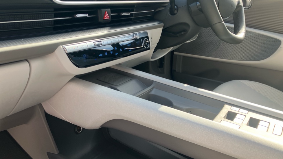 Hyundai IONIQ 6 168kW Ultimate 77kWh 4dr Auto Electric Saloon - Image 13