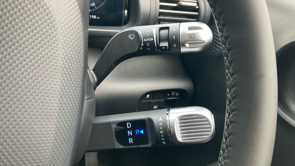 Hyundai INSTER 71kW 01 42kWh 5dr Auto Electric Hatchback - Image 38