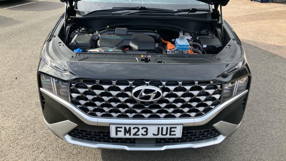 Hyundai SANTA FE 1.6 TGDi Plug-in Hybrid Ultimate 5dr 4WD Auto Estate - Image 8