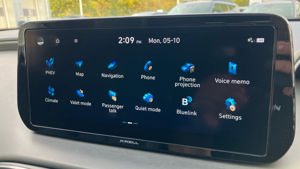 Hyundai SANTA FE 1.6 TGDi Plug-in Hybrid Ultimate 5dr 4WD Auto Estate - Image 45