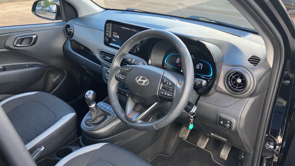 Hyundai i10 1.0 [63] Advance 5dr [Nav] Petrol Hatchback - Image 11