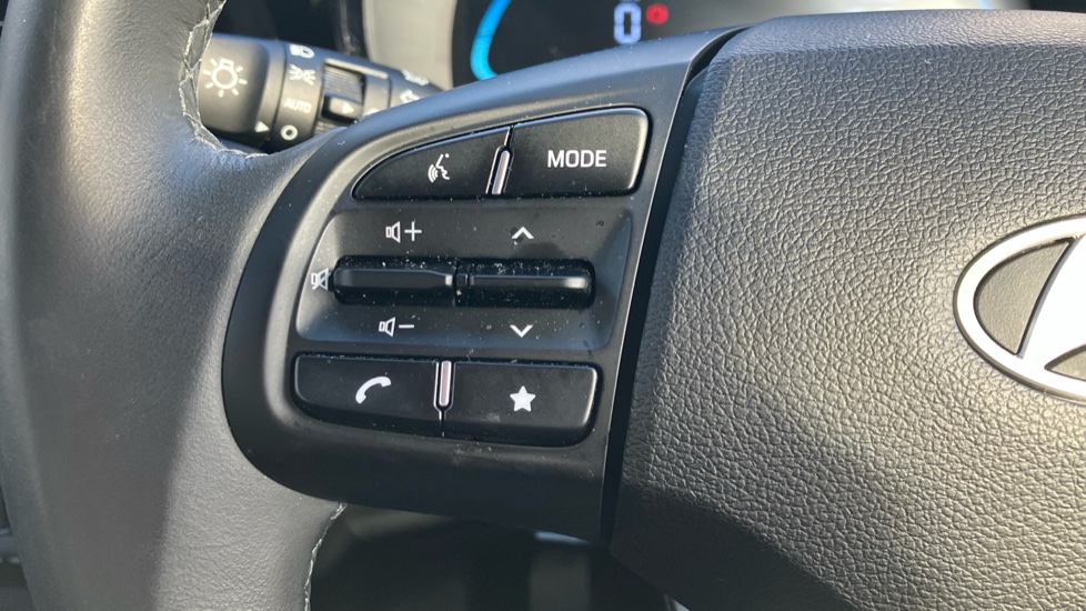 Hyundai i10 1.0 [63] Advance 5dr [Nav] Petrol Hatchback - Image 36