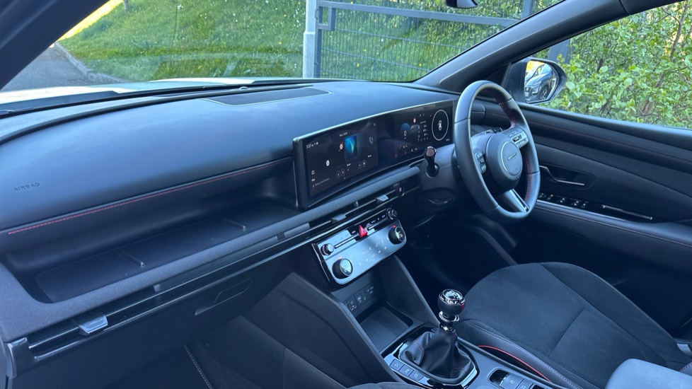 Hyundai TUCSON 1.6T N Line 5dr Petrol Estate - Image 9
