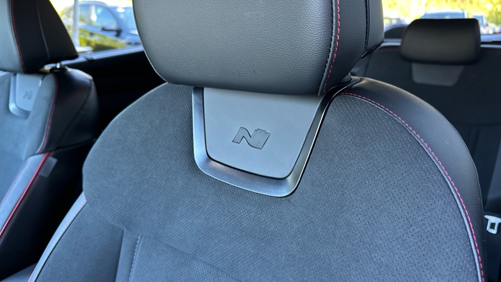 Hyundai TUCSON 1.6T N Line 5dr Petrol Estate - Image 27