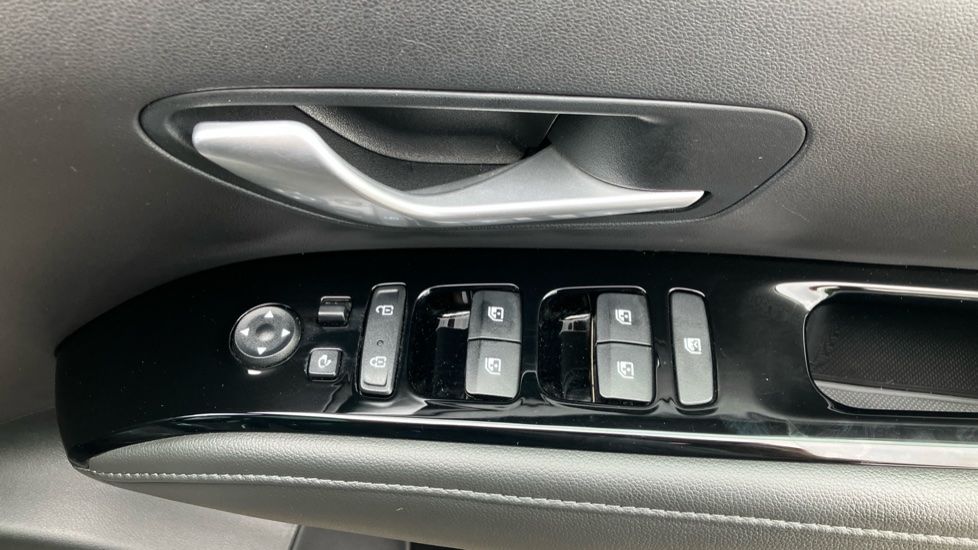 Hyundai TUCSON 1.6 TGDi 48V MHD Ultimate 5dr 2WD DCT Petrol Estate - Image 34