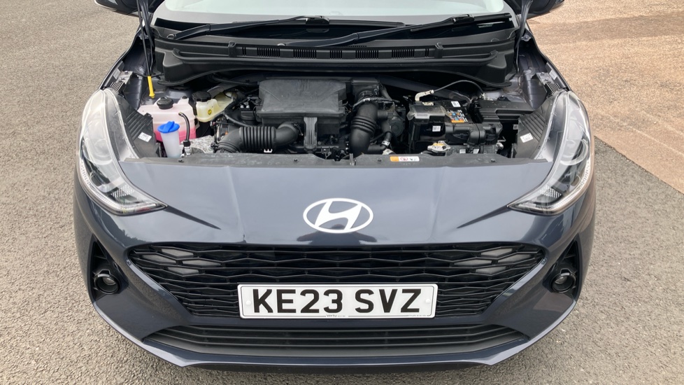 Hyundai i10 1.2 MPi Premium 5dr Auto Petrol Hatchback - Image 8