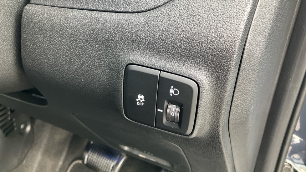 Hyundai i10 1.2 MPi Premium 5dr Auto Petrol Hatchback - Image 29