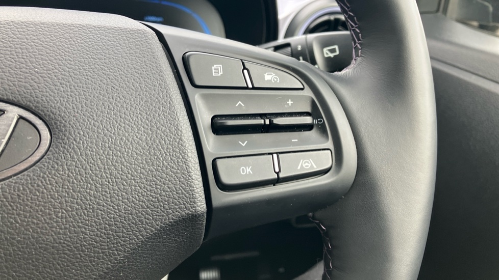Hyundai i10 1.2 MPi Premium 5dr Auto Petrol Hatchback - Image 32