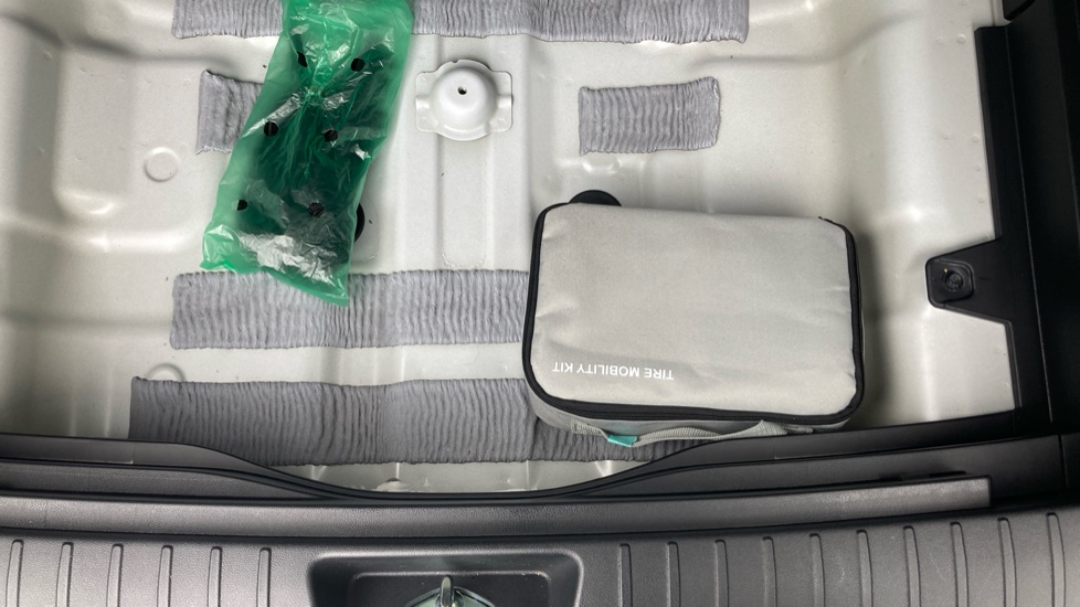 Hyundai KONA 1.0T 100 N Line S 5dr Petrol Hatchback - Image 42