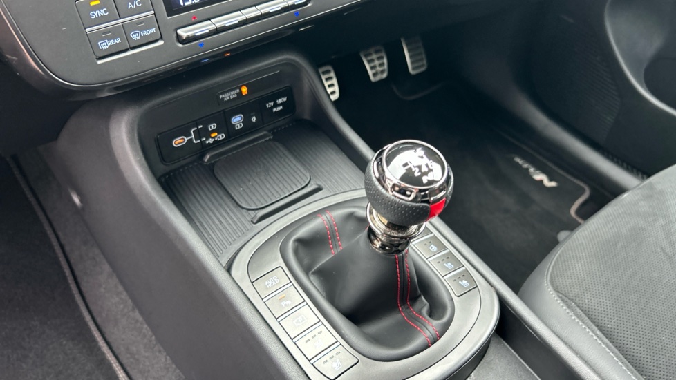 Hyundai KONA 1.0T 100 N Line S 5dr Petrol Hatchback - Image 13