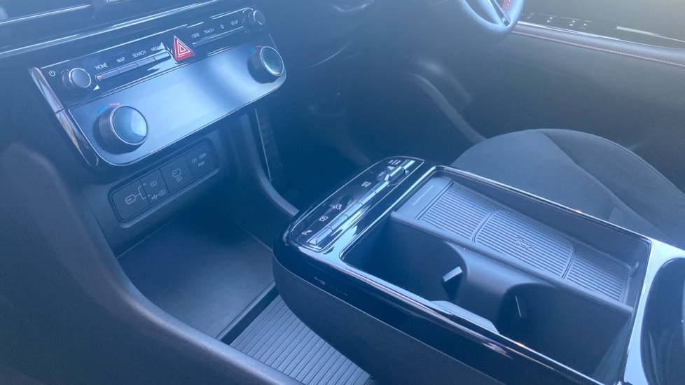 Hyundai TUCSON 1.6T Hybrid N Line S 5dr 4WD Auto Hybrid Estate - Image 13