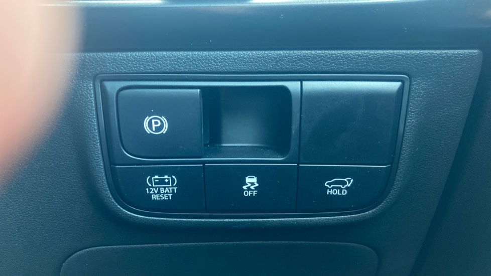 Hyundai TUCSON 1.6T Hybrid N Line S 5dr 4WD Auto Hybrid Estate - Image 22