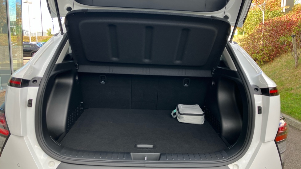 Hyundai KONA 1.0T 100 Advance 5dr Petrol Hatchback - Image 4