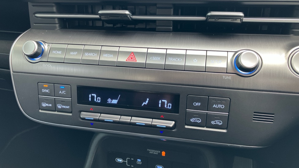 Hyundai KONA 1.0T 100 Advance 5dr Petrol Hatchback - Image 34