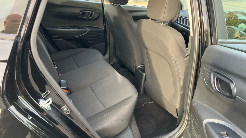 Hyundai i20 1.0T GDi Advance [Nav] 5dr Petrol Hatchback - Image 22