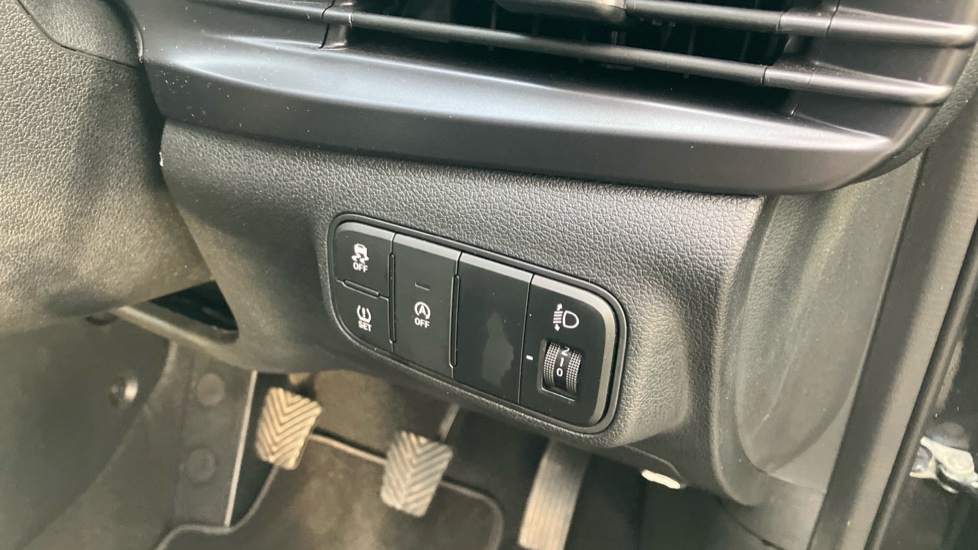 Hyundai i20 1.0T GDi Advance [Nav] 5dr Petrol Hatchback - Image 31