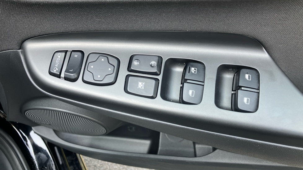 Hyundai KONA 1.0 TGDi 48V MHEV N Line 5dr Petrol Hatchback - Image 28