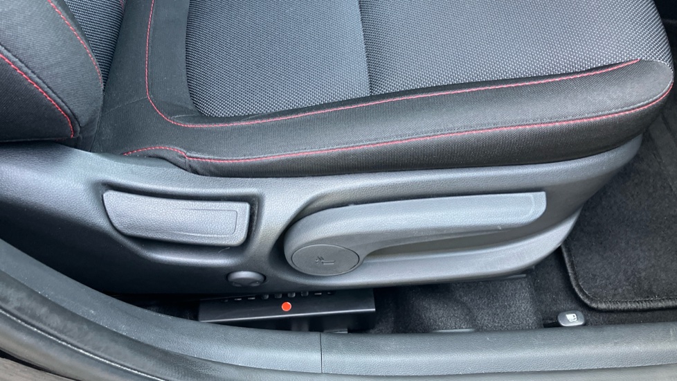 Hyundai KONA 1.0 TGDi 48V MHEV N Line 5dr Petrol Hatchback - Image 30