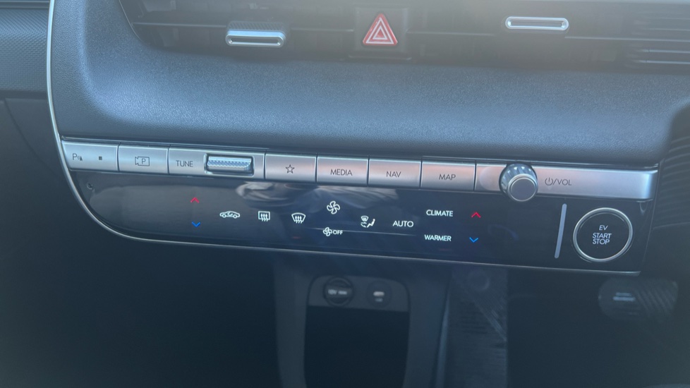Hyundai IONIQ 5 168kW Premium 77 kWh 5dr Auto [Part Leather] Electric Hatchback - Image 29