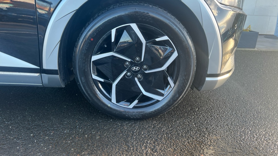 Hyundai IONIQ 5 168kW Premium 77 kWh 5dr Auto [Part Leather] Electric Hatchback - Image 36