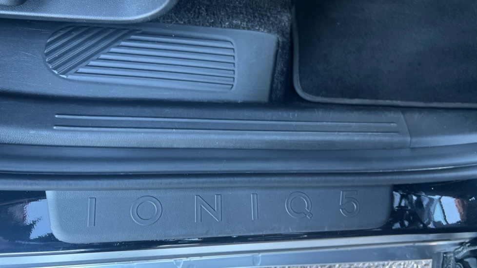 Hyundai IONIQ 5 168kW Premium 77 kWh 5dr Auto [Part Leather] Electric Hatchback - Image 44