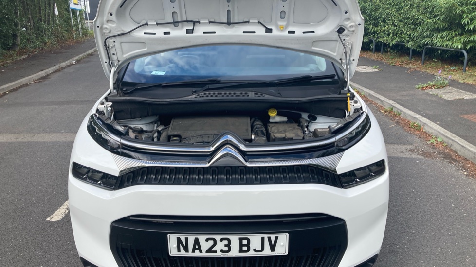 Citroen C3 Aircross 1.2 PureTech 110 C-Series Edition 5dr Petrol Hatchback - Image 8