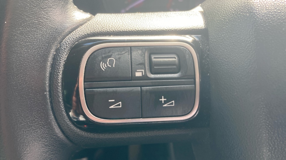 Citroen C3 Aircross 1.2 PureTech 110 C-Series Edition 5dr Petrol Hatchback - Image 26