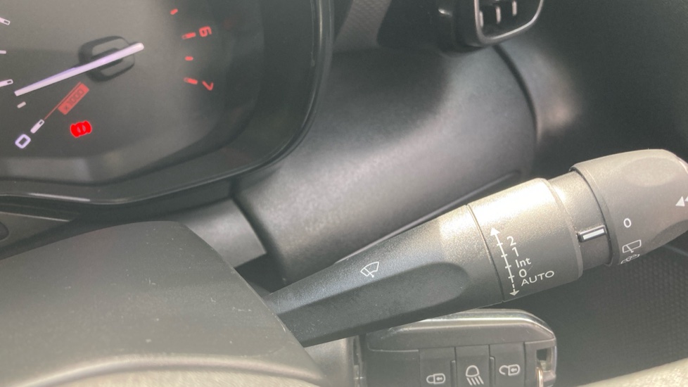 Citroen C3 Aircross 1.2 PureTech 110 C-Series Edition 5dr Petrol Hatchback - Image 31