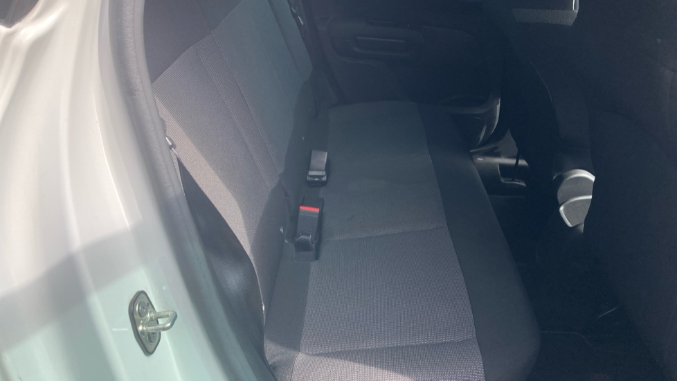 Citroen C3 Aircross 1.2 PureTech 110 C-Series Edition 5dr Petrol Hatchback - Image 34