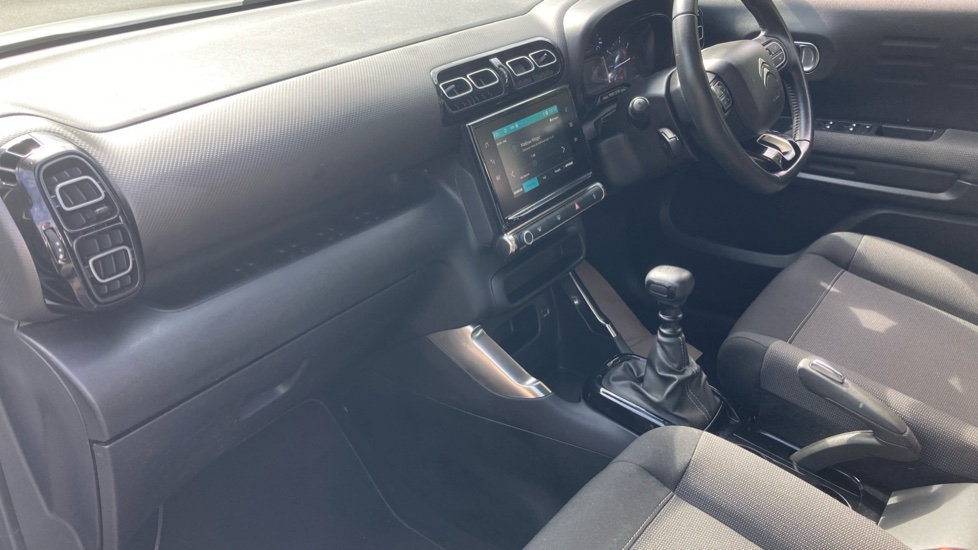 Citroen C3 Aircross 1.2 PureTech 110 C-Series Edition 5dr Petrol Hatchback - Image 39
