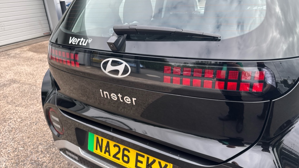 Hyundai INSTER 71kW 01 42kWh 5dr Auto Electric Hatchback - Image 40
