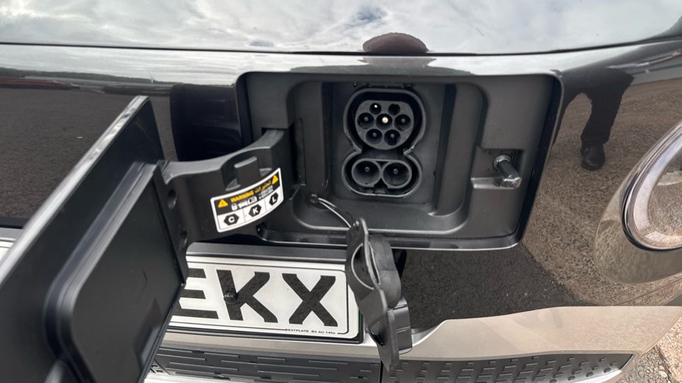 Hyundai INSTER 71kW 01 42kWh 5dr Auto Electric Hatchback - Image 42