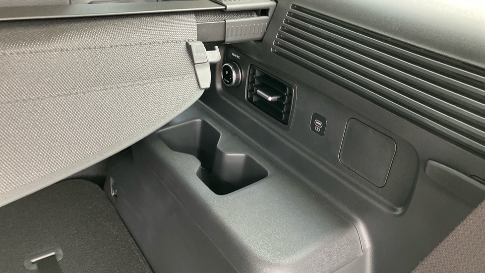 Hyundai SANTA FE 1.6 TGDi 288 PHEV Premium 5dr 4WD Auto Estate - Image 21