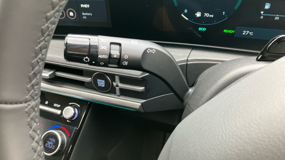 Hyundai SANTA FE 1.6 TGDi 288 PHEV Premium 5dr 4WD Auto Estate - Image 41